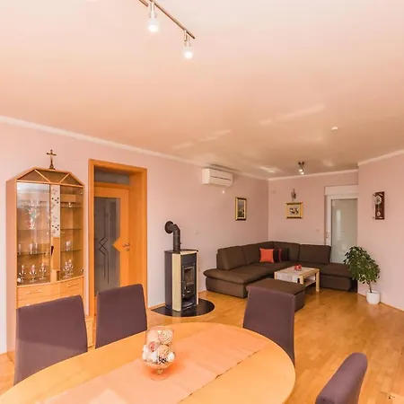 Apartment Blazenka