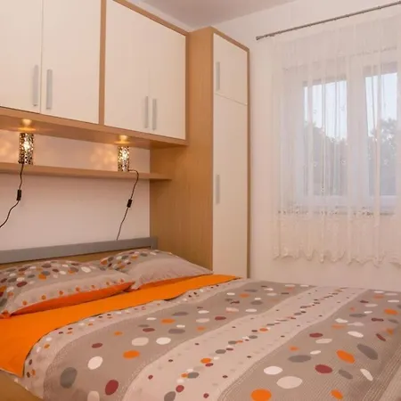 Apartment Blazenka *